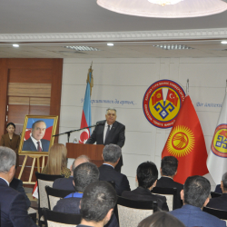 ФОТО - Посольство Азербайджана в Кыргызстане провело памятное мероприятие, посвященное 18-й годовщине смерти Гейдара Алиева