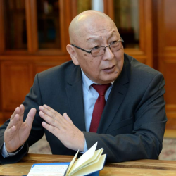 Эмилбек Каптагаев: «Манас темасы - көрүнгөндөр эртели-кеч эрмек кыла турган тема эмес»