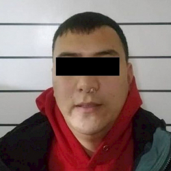 Пара опузалаган салыкчы кармалды