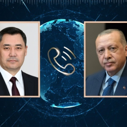 Садыр Жапаров менен Эрдоган телефон аркылуу Казакстандагы кырдаалды талкуулады