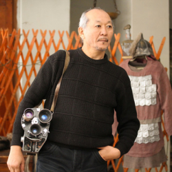 СҮРӨТ - Режиссёр Эрнест Абдыжапаров: «Манас дүйнөсү өтө аруу аалам жана сырдуу күч…»