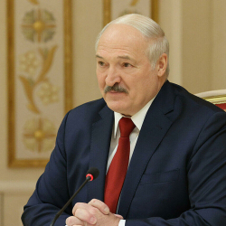 Александр Лукашенко ЖККУнун Казакстандагы операциясы боюнча үн катты