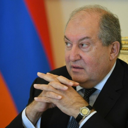 Армения президенти Армен Саркисян кызматынан чегинди