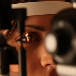 Адис: Алысты көрбөй калуу эпидемиясы башталышы мүмкүн