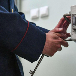 Алматыда тергөө изоляторунан 11 киши бошотулду