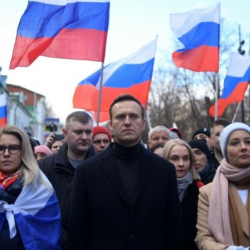 Өлгөндүн үстүнө көмгөн. Навальный менен анын өнөктөштөрү террорчулар менен экстремисттердин тизмесине киргизилди