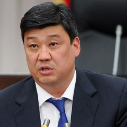 Төрөбаев: Ташиев депутаттык мандатын тапшырбайт