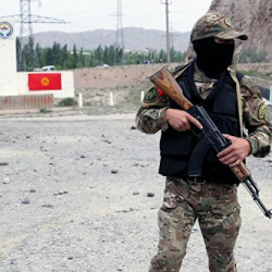 Министрлер кабинети бүгүн кыргыз-тажик чек арасындагы акыркы чыр-чатак боюнча маалымат берет