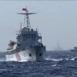 Кытайдын желеги илинген кемелер Япониянын аймактык сууларына кирди