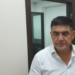 Курсан Асанов үй камагына чыгарылды