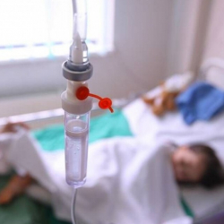 Сокулуктагы сабалган эки жашар бөбөккө бийлик кандай жардам берээри айтылды