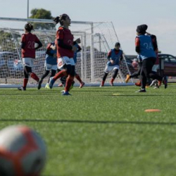 Ооган аялдар футбол командасы кайрадан жашыл аянтка чыкты