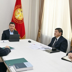 ЕАЭБ министри Сергей Глазьев «Данакер» ордени менен сыйланды