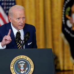 Байден Орусия 16-февралда Украинага «чабуул жасарын» айтты