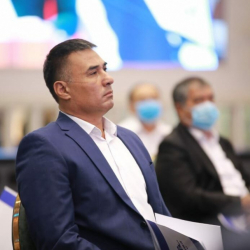 Элдин жүгүн тарта албай... Жалал-Абад губернатору Сыргабаевдин тажрыйбасы жетишсиз