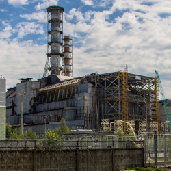 Украинанын атомдук электр станциясына Орусия аскерлери чабуул жасады