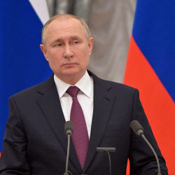 Путин согуш талаасында үчүнчү күчтөр пайда болгонун маалымдады