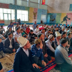 СҮРӨТ - ИИМдин кызматкерлери ысырапкерчиликти алдын алуу максатында  эл менен жолугушууда