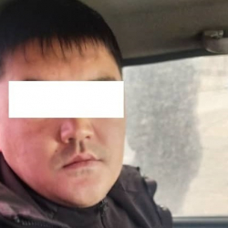 3800 доллар жана алтын буюмдарды уурдаган жаран кармалды