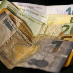 ВИДЕО - Российские банки предлагают вклады в азербайджанских манатах