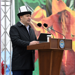 Садыр Жапаров: 