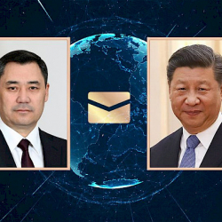 Кытай төрагасы Жапаровду жана Кыргызстан элин Нооруз майрамы менен куттуктады