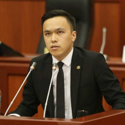 Нурсултан Кубанов: «Жаштар, билимге умтулайын деген оюңар жок»