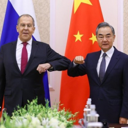 Министр иностранных дел КНР Ван И встретился со своим российским коллегой