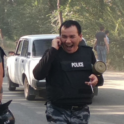 Сот чечиминен кийин Кашкар Жунушалиев Бишкектен качып жоголду