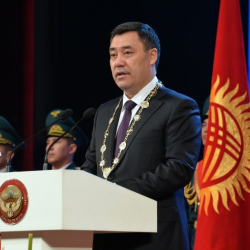 Урматтуу Садыр Нургожоевич! Сиз башкарган, биз жашаган өлкөдө акыйкаттык орношу керек