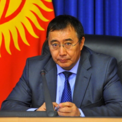 Абдрахман Маматалиев: «Атамбаев күнөөсү жок болсо, далилдөөгө кызыкдар болуусу керек»