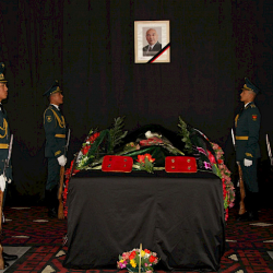 Кыргызстандын театрына жана киносуна чоң салым кошкон – Марат Алышпаевге жазылган некролог