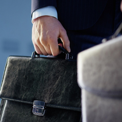 Президенттин жакындары кайсы кызматтарды ээлей албайт?