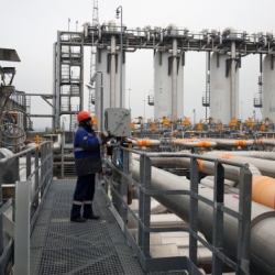 Орусиялык газга салынган эмбаргодон улам Европада тополоң болоорун Франция болжолдогон