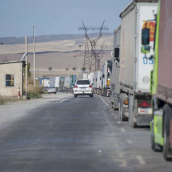 Кыргыз-казак чек арасында жасалма тыгын уюштургандар кимдер?