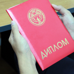 Депутаты ЖК предлагают убрать норму о высшем образовании из закона о выборах