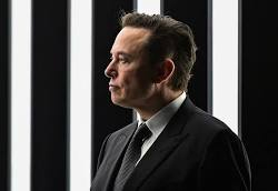 Twitter продан Илону Маску за 44 млрд долларов