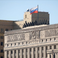 Орусия британ кеңешчилерин чабуул менен коркутту