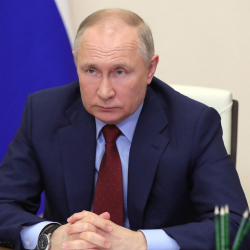 Путин Орусия Украинага согуш ачууга аргасыз болгонун айтты