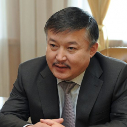 Ахматбек Келдибеков Башкы прокуратурада сурак берди