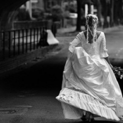 Жигит келин тууралуу күтүүсүз чындыкты билип, тойду токтотууну чечкен