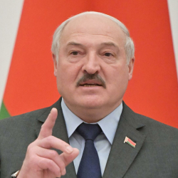 Лукашенко: «Путин НАТО менен түз кагылышууну көздөбөйт»