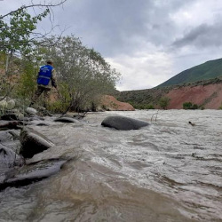 Чаткалда куткаруучулар дайынсыз жоголгон 18 жаштагы жигитти издөөдө