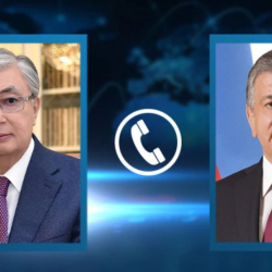 Токаев менен Мирзиёев телефондон сүйлөштү