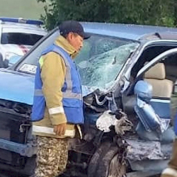 СҮРӨТ - Аксыда жол кырсыгынан 1 адам мерт кетип, 13 киши жабыркады