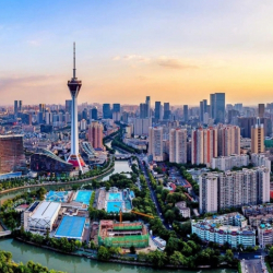 ВИДЕО - В Шанхае поэтапно возобновляется деятельность внешнеторговых предприятий