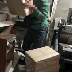 ВИДЕО - Жалал-Абадда диний адабиятты уруксатсыз даярдап жүргөн басмакана аныкталды