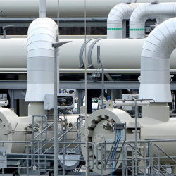 Германия и Италия разрешили госкомпаниям платить за импорт российского газа в рублях