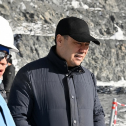 Алмаз Темирбек: «Садыр Жапаров Кумтөрдү пиар кылып жүрүп эле бийликке жетти»