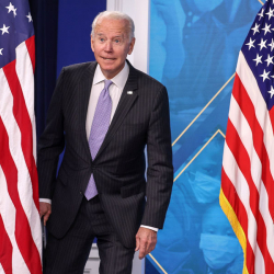 ВИДЕО - Байден америкалыктардын өтүнүчтөрүнө орунсуз ишарат менен жооп берди